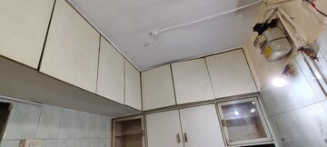 Master Bedroom in 2 BHK Apartment at Tulsidham Complex, Kapur Bawdi – for Rent