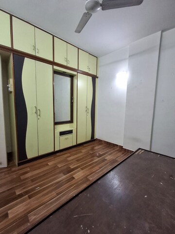 Room in 2 BHK Apartment at Kudale Patil Township, Vadgaon Budruk – for Rent