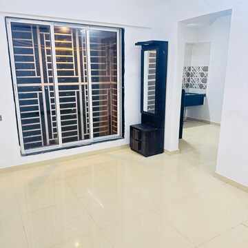 Room in 1 BHK Apartment at Shraddha Evoque, Sonapur – for Rent