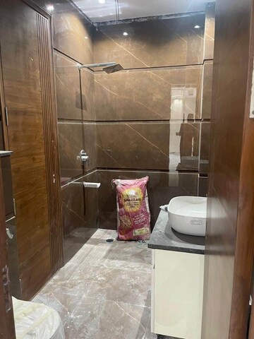 Furnished Amenities in 3 BHK Builder Floor at Sector 7 – for Rent
