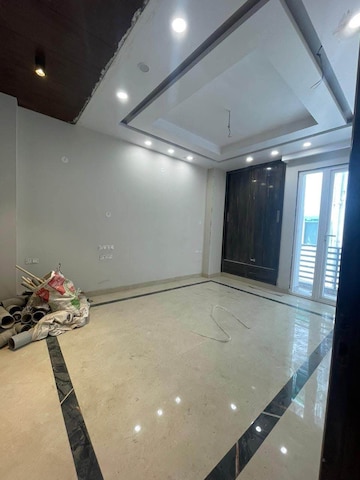 Furnished Amenities in 3 BHK Builder Floor at Sector 7 – for Rent