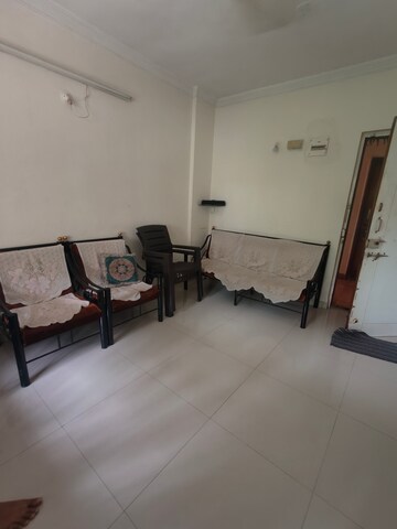 Hall in 1.5 BHK Apartment at B. U. Bhandari Planet Millenium Row House, Pimple Saudagar – for Rent