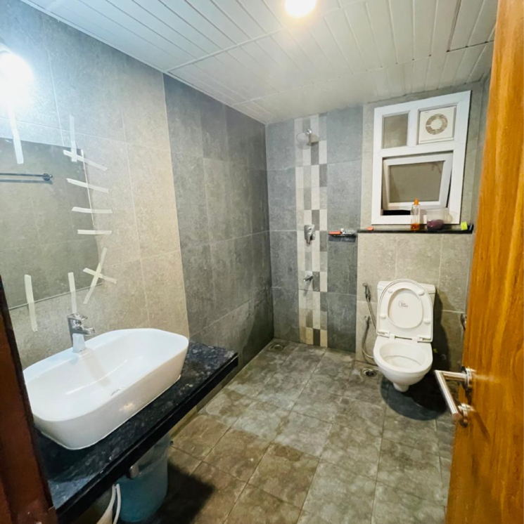 Bathroom, prestige-tranquil 3 Bedroom 1769 Sq.Ft. Apartment In Kokapet Hyderabad 9018739