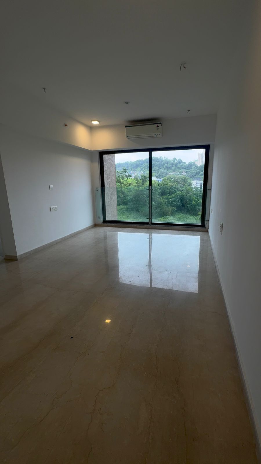 2 BHK Apartment For Rent in Kanakia Silicon Valley