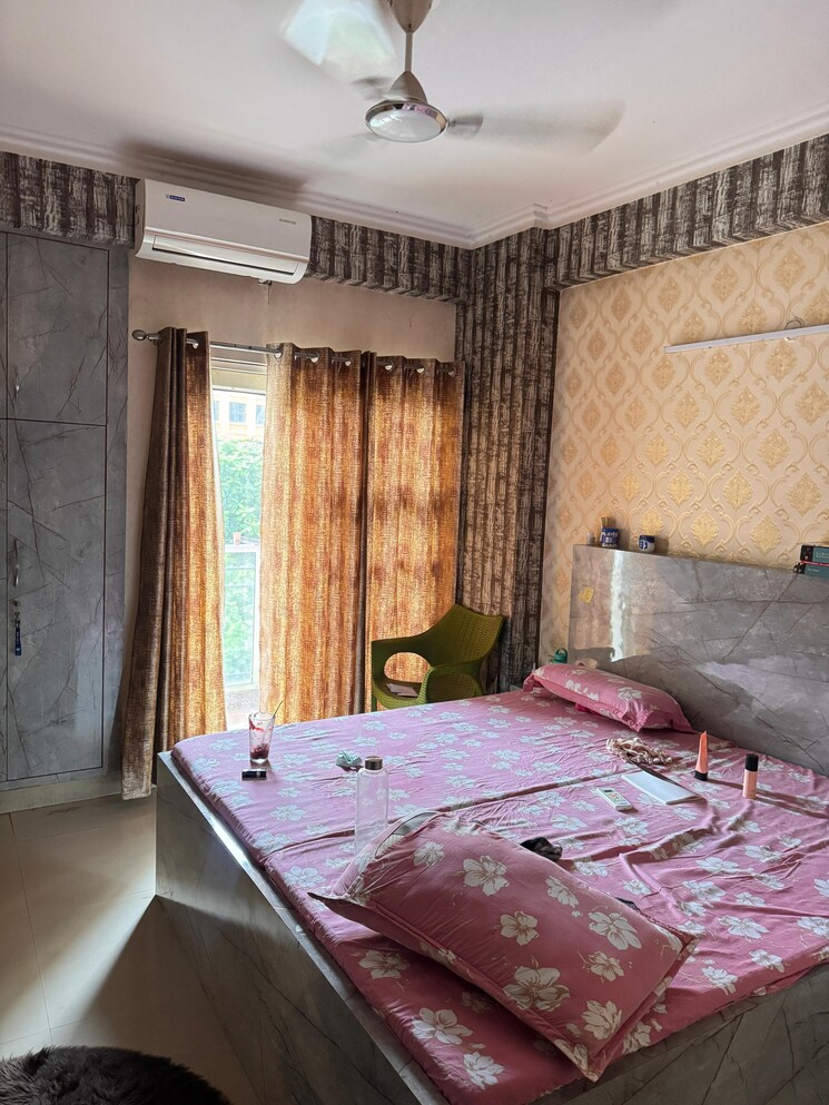 Bedroom, aims-golf-city 2 Bedroom 950 Sq.Ft. Apartment In Sector 75 Noida 9018790