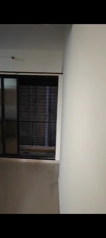 Room in 2 BHK Apartment at Sayba Orchid, Kurla East – for Rent