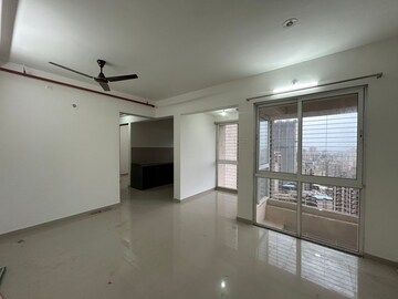 Room in 2 BHK Apartment at Mahavir Square, Manpada – for Rent