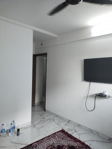 Room in 2 BHK Apartment at Sayba Orchid, Kurla East – for Rent