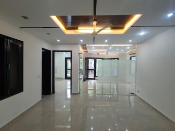 3 BHK Builder Floor For Rent in Defence Colony
