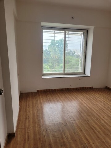 Bedroom in 3 BHK Apartment at Sinhagad Road – for Rent
