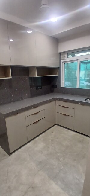 Kitchen in 2 BHK Apartment at Pardis Shingadia, Chembur – for Sale