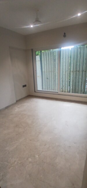 Room in 2 BHK Apartment at Pardis Shingadia, Chembur – for Sale