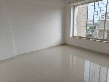 Room in 2 BHK Apartment at Kundan Westros, Baner – for Rent
