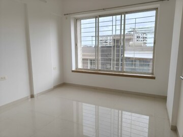 Room in 2 BHK Apartment at Kundan Westros, Baner – for Rent