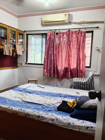 Bedroom in  Pg at Santacruz East – for Rent
