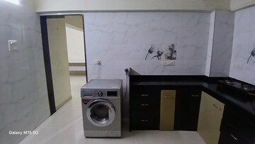 Furnished Amenities in 3 BHK Apartment at Golden Tower Santacruz, Santacruz East – for Rent