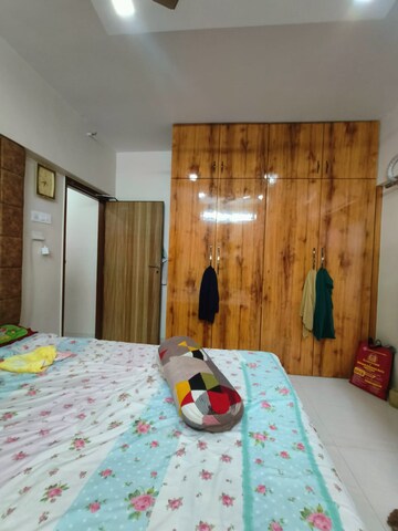 Bedroom in 2.5 BHK Apartment at Sai Heritage Ghatkopar East, Ghatkopar East – for Rent