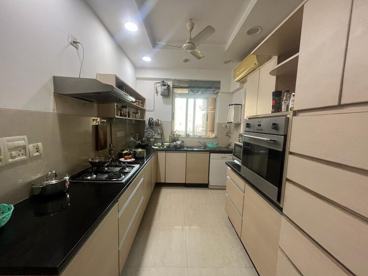 Kitchen, hiranandani-garden-ambrossia 4 Bedroom 2500 Sq.Ft. Apartment In Powai Mumbai 9018900