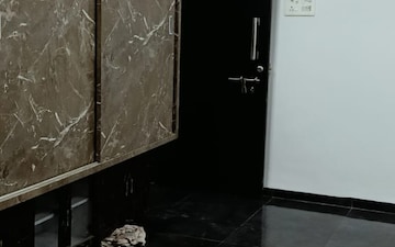 3 BHK Apartment For Rent in Manisha Apartment Law College Road, Law College Road