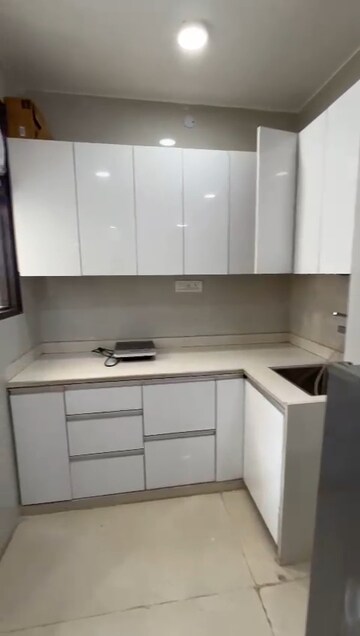 Kitchen in 1 BHK Builder Floor at Sector 42 – for Rent