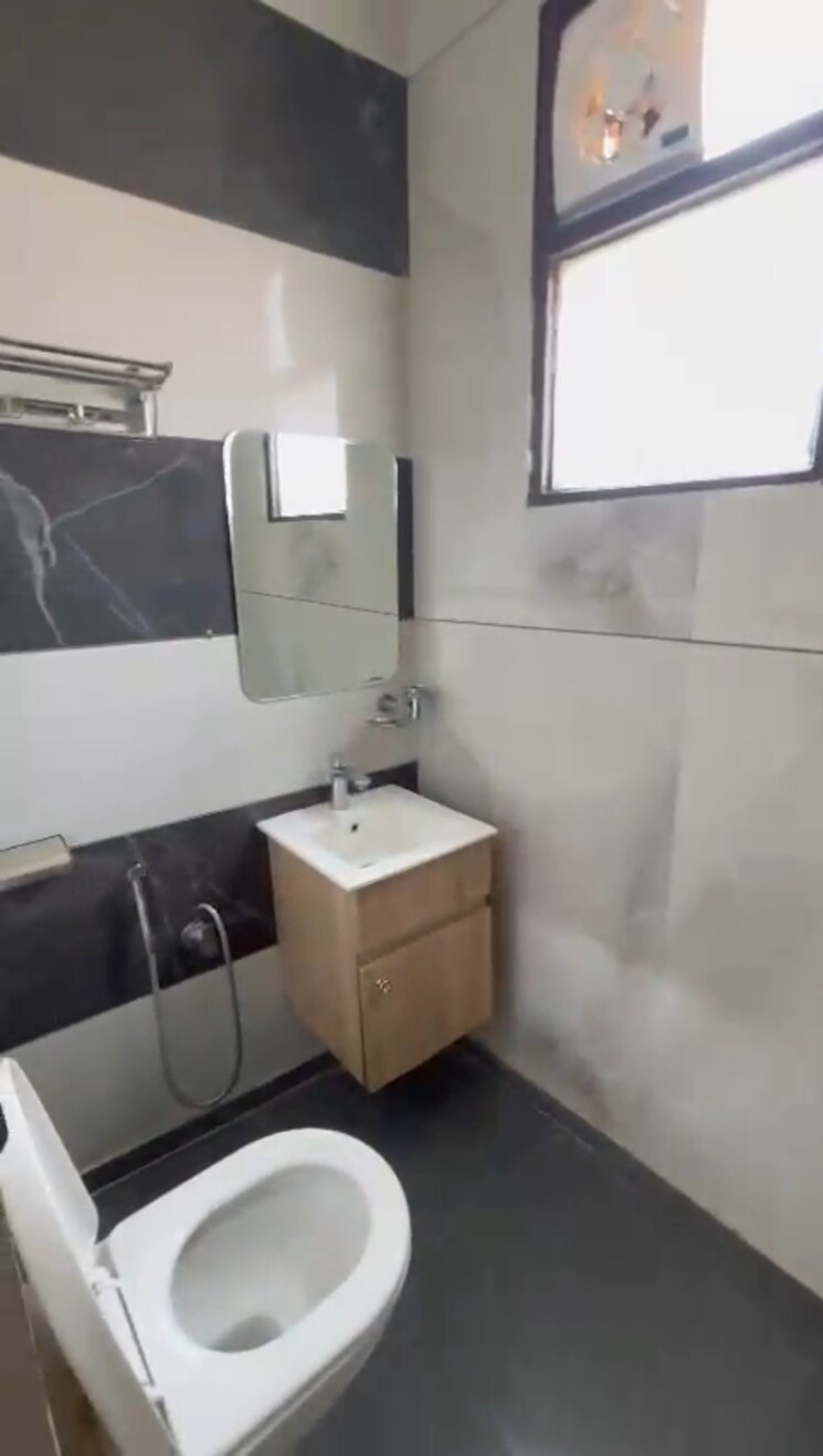 Team Area, sector 42 1 Bedroom 350 Sq.Ft. Builder Floor In Sector 42 Gurgaon 9018909