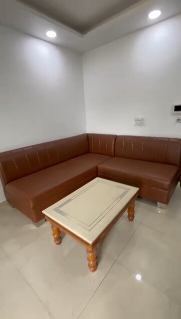 Bedroom in 1 BHK Builder Floor at Sector 42 – for Rent