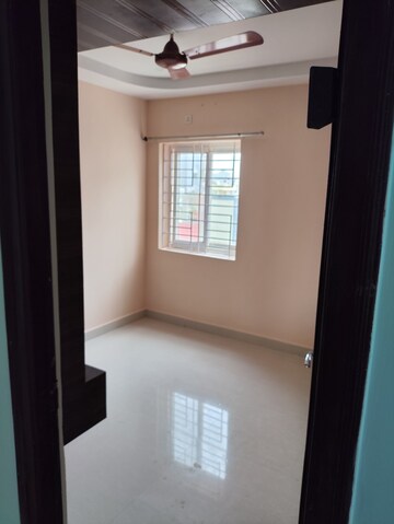 Room in 3 BHK Apartment at Ajit Singh Nagar – for Rent