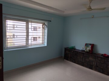 Room in 3 BHK Apartment at Ajit Singh Nagar – for Rent