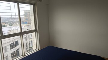 Room in 1 BHK Apartment at Kanakia Spaces Zen World, Kanjurmarg East – for Rent