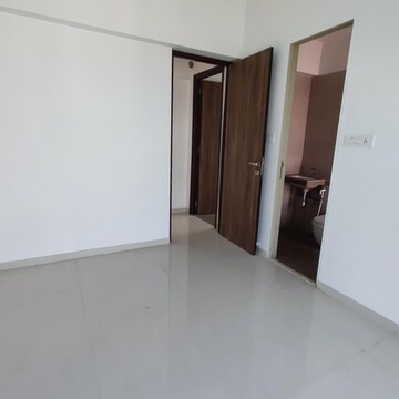 Room in 2 BHK Apartment at A And O F Residences Malad, Malad East – for Rent