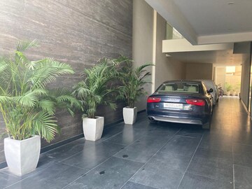 Parking in 6 BHK Villa at Vipul Tatvam Villas, Sector 48 – for Rent