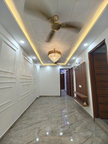 Dining Room in 3 BHK Builder Floor at Govindpuri – for Sale