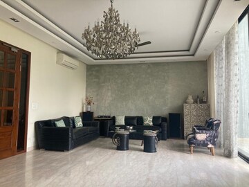 Living Room in 6 BHK Villa at Vipul Tatvam Villas, Sector 48 – for Rent