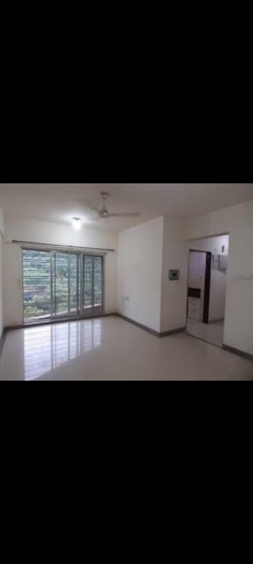 2 BHK Apartment For Sale in Kalpataru Hills, Manpada