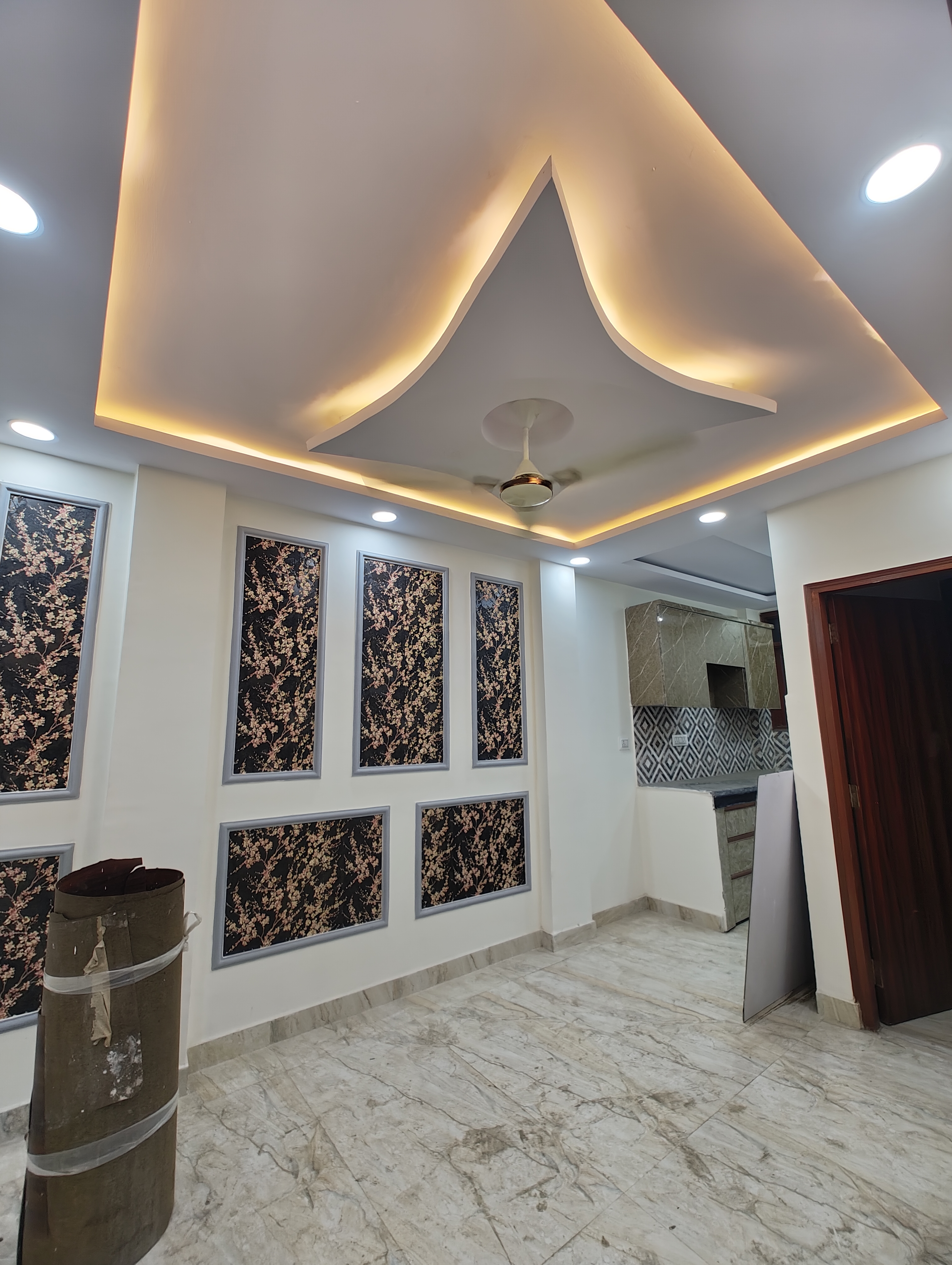 2 BHK Builder Floor For Rent in Govindpuri