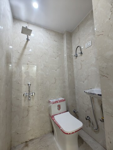 Bathroom in 2 BHK Builder Floor at Govindpuri – for Rent