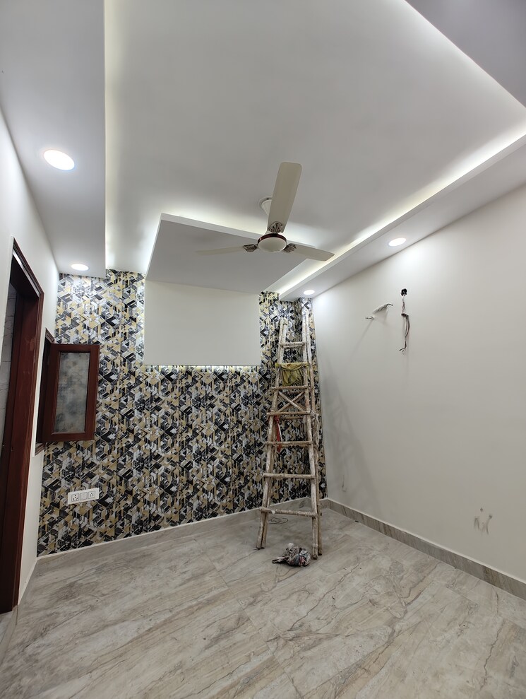 Bedroom, govindpuri 2 Bedroom 65 Sq.Yd. Builder Floor In Govindpuri Delhi 9019018