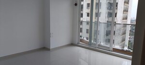 Room in 4 BHK Apartment at Crystal Garden Estate CHS, Manpada – for Sale