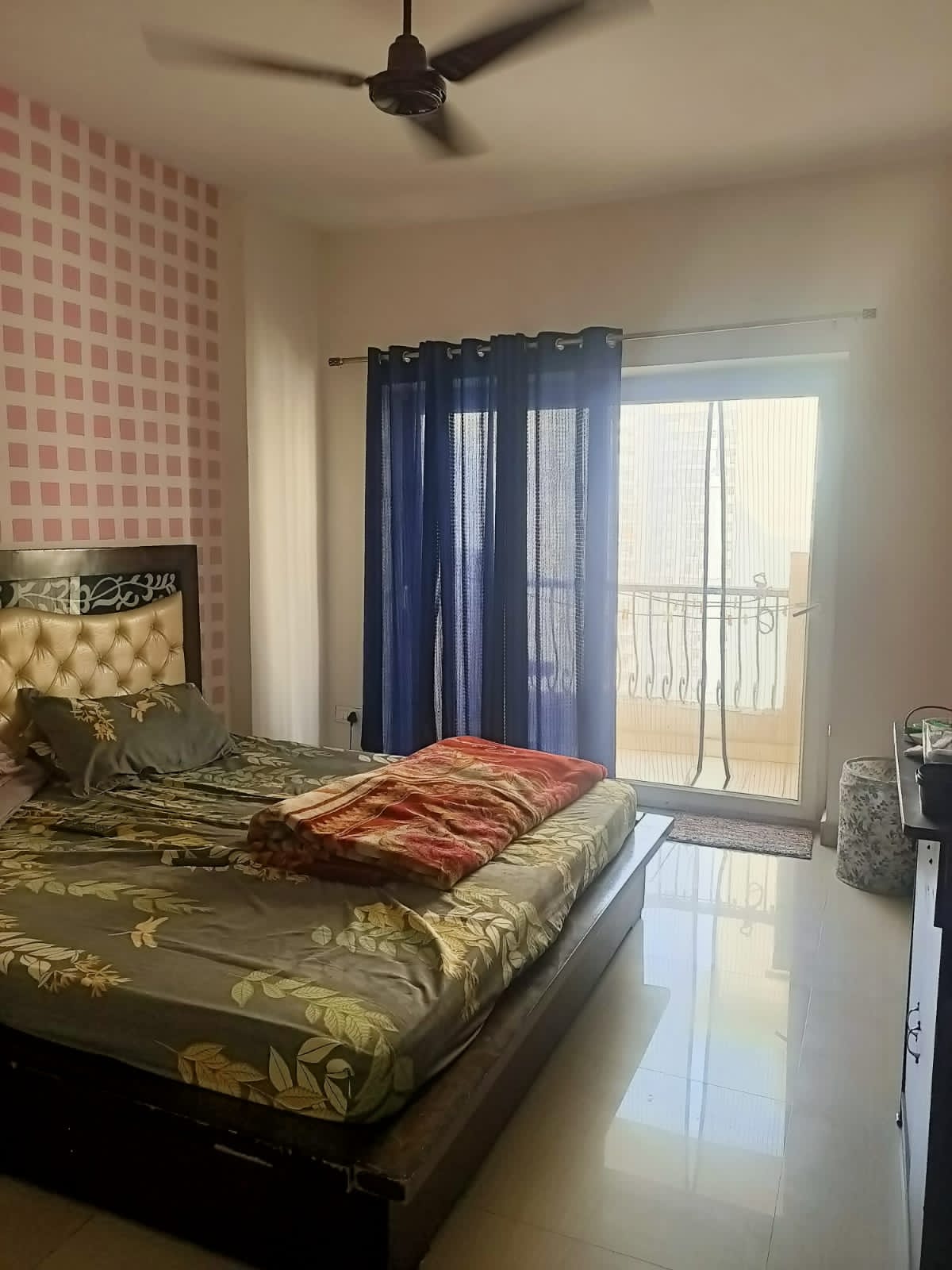 3 BHK + Extra Room Apartment For Rent in Nimbus The Hyde park