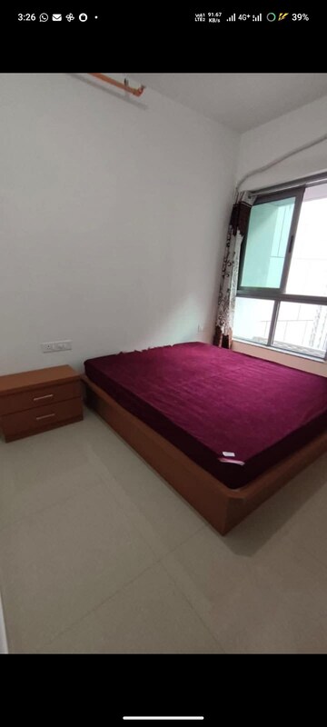 Bedroom in 2 BHK Apartment at Kalpataru Paramount, Kapur Bawdi – for Rent