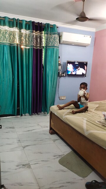 Bedroom in 2 BHK Builder Floor at Vipin Garden – for Rent