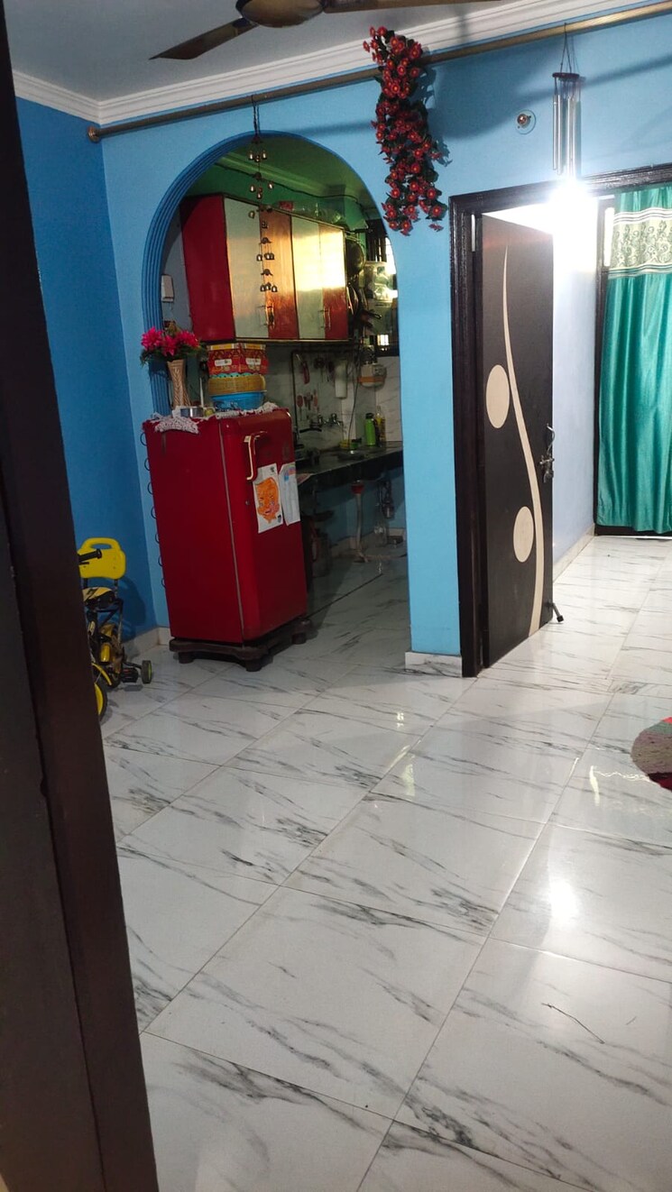  Parking, vipin garden 2 Bedroom 60 Sq.Yd. Builder Floor In Vipin Garden Delhi 9019220