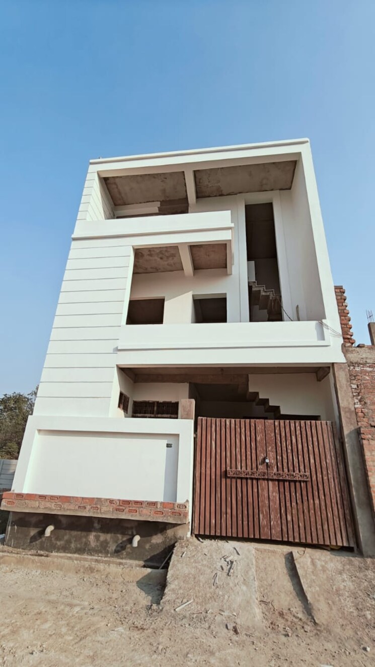 Exterior View, gomti nagar 3 Bedroom 1550 Sq.Ft. Villa In Gomti Nagar Lucknow 9019204