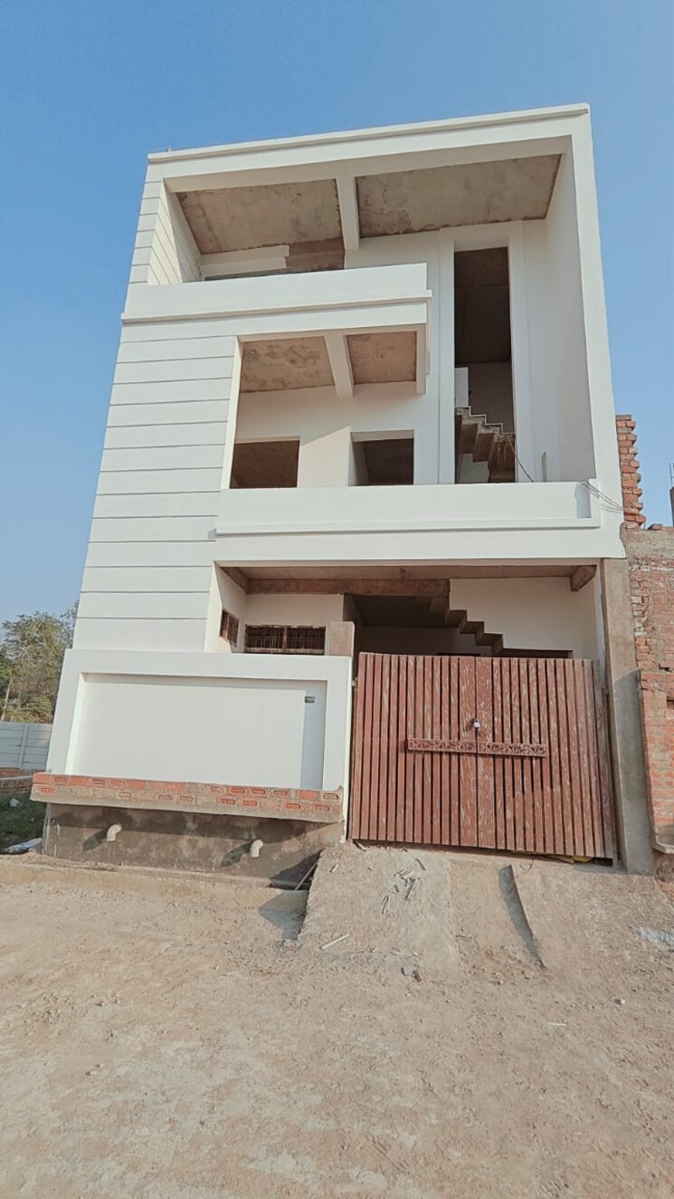 Exterior View, gomti nagar 3 Bedroom 1550 Sq.Ft. Villa In Gomti Nagar Lucknow 9019204
