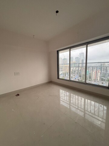 Room in 2 BHK Apartment at Je and Vee Madhuban, Malad East – for Rent