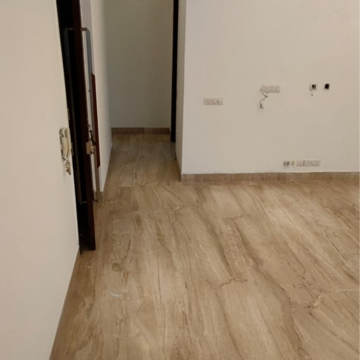 Room in 3 BHK Independent House at Safdarjung Enclave – for Rent