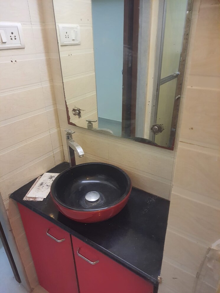 Master Bedroom, dindoshi-onkar-chs 1 Bedroom 350 Sq.Ft. Apartment In Malad East Mumbai 9019221