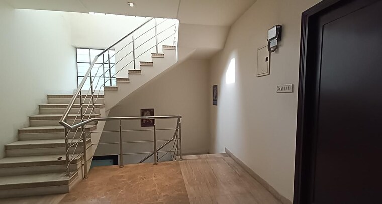 undefined, civil lines 6+ Bedroom 2500 Sq.Ft. Villa In Civil Lines Kanpur 9019240