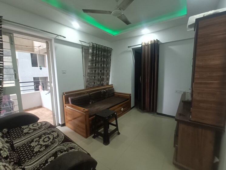 Living Room, om-shriniwas-venkatesh-classic 1 Bedroom 499 Sq.Ft. Apartment In Hadapsar Pune 9019278