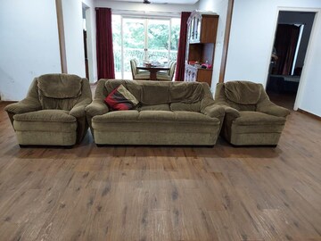 Living Room in 3 BHK Apartment at Thrippunithura – for Sale